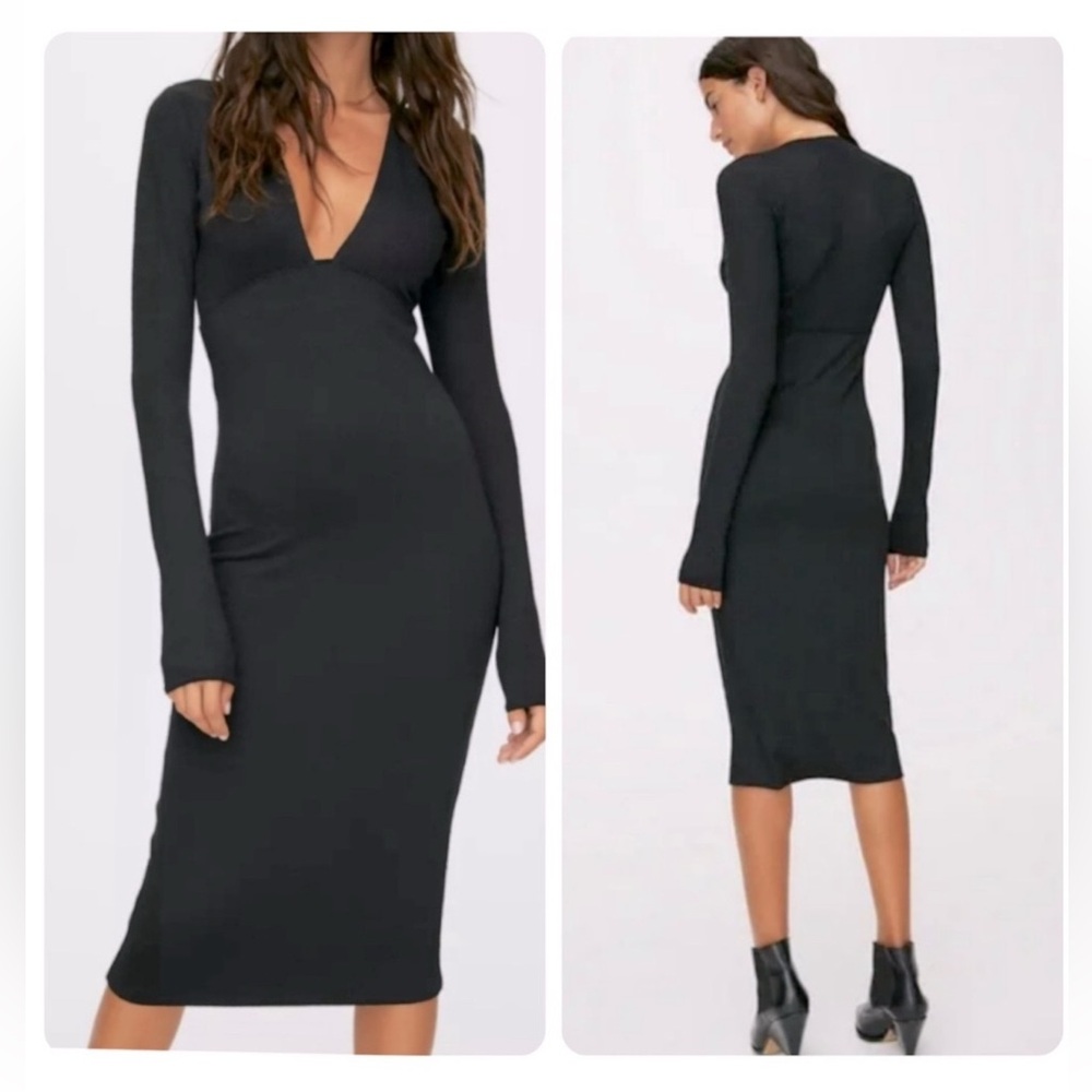 Aritzia Wilfred Free Abby Dress Midi
V Neck Jersey Dress Grey